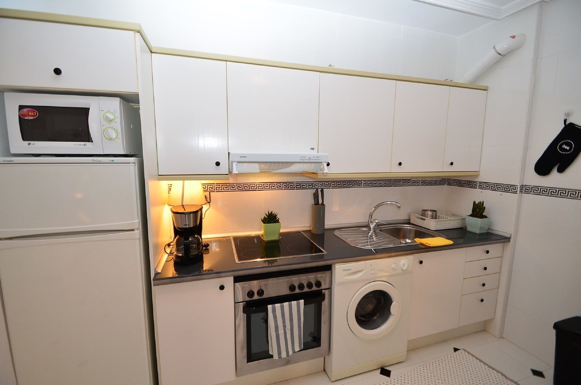 Bergantin Apartment 托雷维耶哈 外观 照片